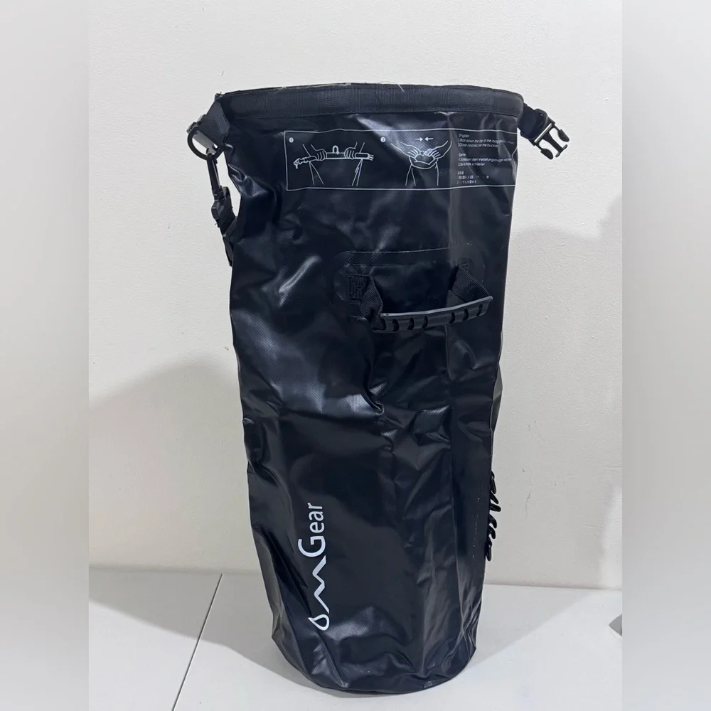 Omgear Black Duffel Bag